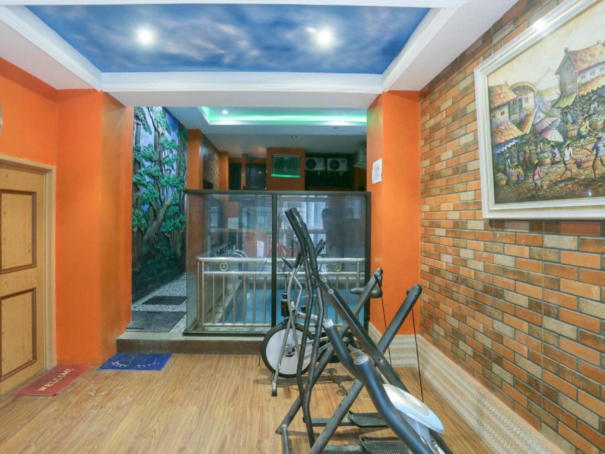 טנגרנג Oyo Life 3520 Indoniaga Palace מראה חיצוני תמונה